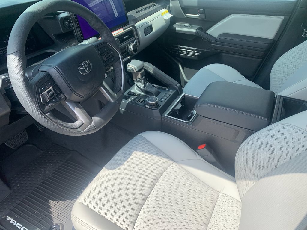 New 2026 Toyota Tacoma Limited AWD/4WD image 10