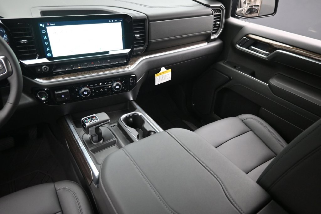 New 2026 Chevrolet Silverado 1500 LT w/ All Star Edition Plus AWD/4WD image 15