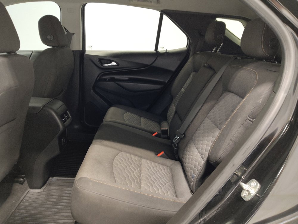 Used 2019 Chevrolet Equinox LT w/ Driver Convenience Package image 18