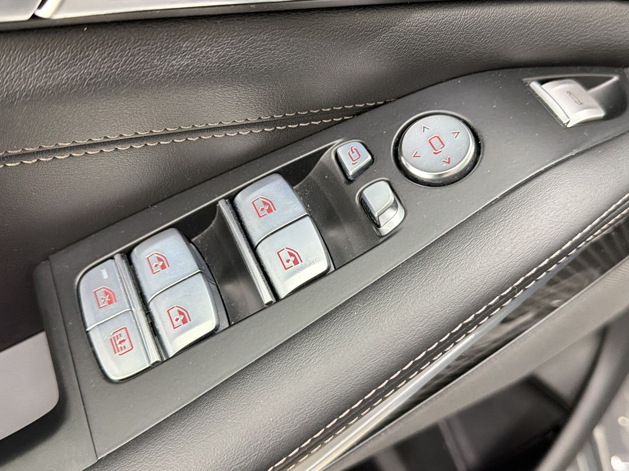 Certified 2024 BMW X7 M60i w/ Executive Package AWD/4WD image 18