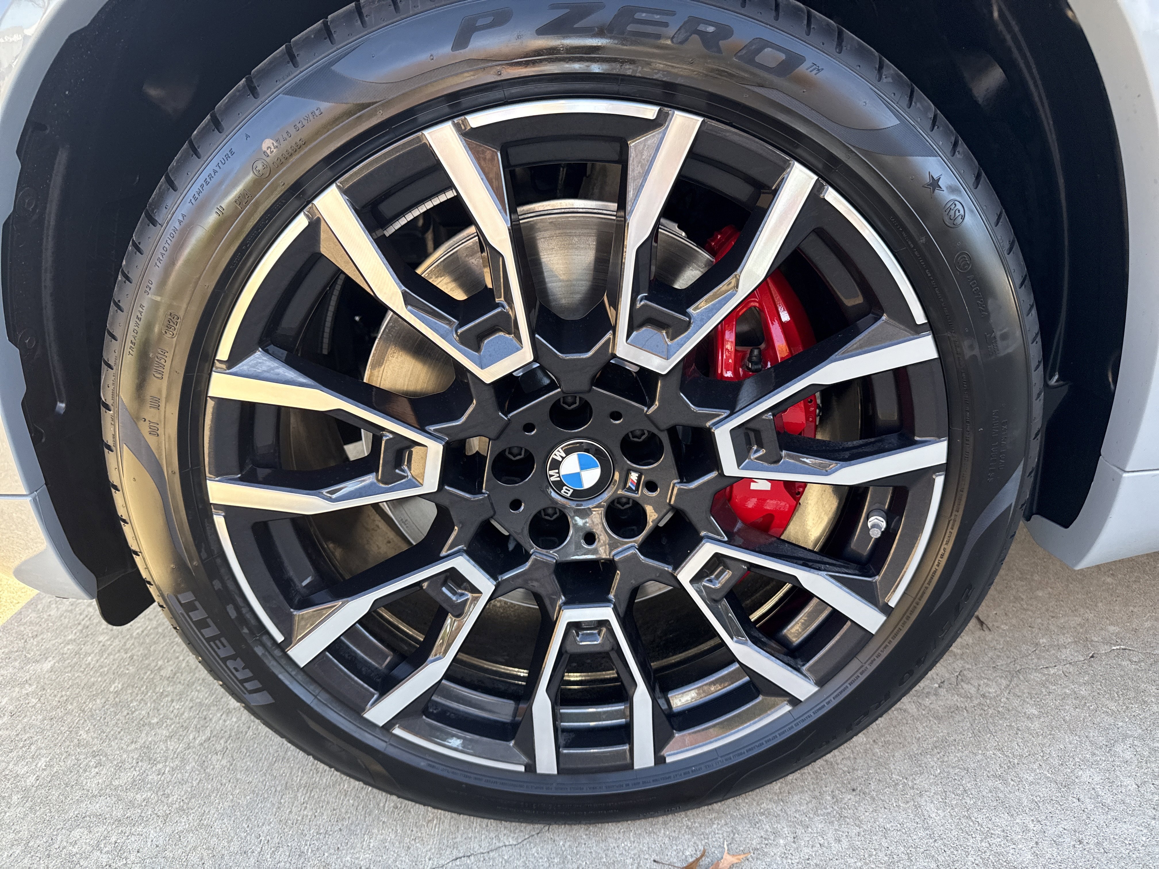 New 2026 BMW X5 xDrive50e w/ M Sport Package AWD/4WD image 29
