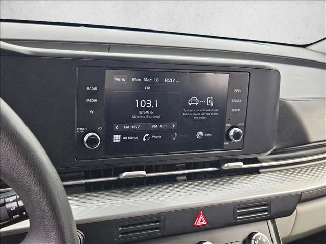 Used 2022 Kia Carnival LX image 13