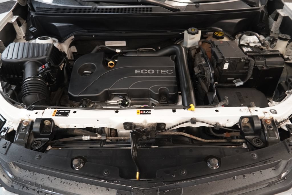 Used 2018 Chevrolet Equinox LT FWD image 39
