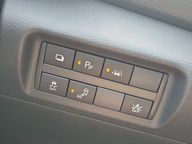 Used 2025 Nissan Kicks Play S FWD image 10