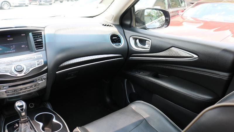 Used 2018 INFINITI QX60 Luxe w/ Premium Package AWD/4WD image 18
