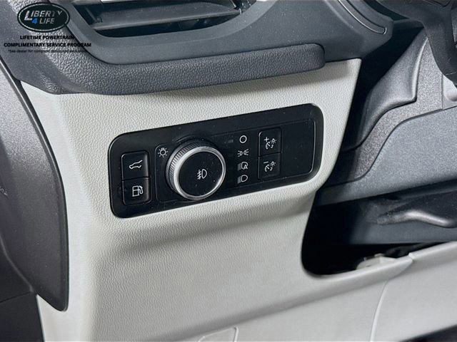 Used 2023 Ford Escape SE image 9