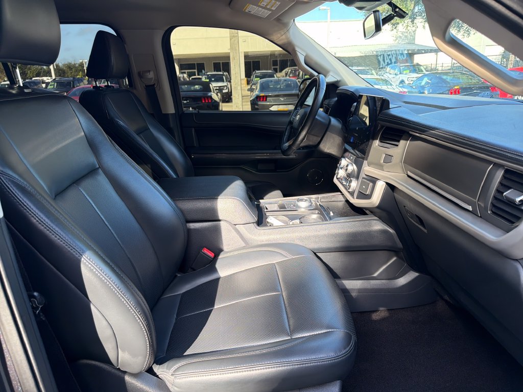 Certified 2023 Ford Expedition XLT RWD image 29