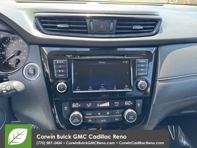 Used 2019 Nissan Rogue SV AWD/4WD image 23