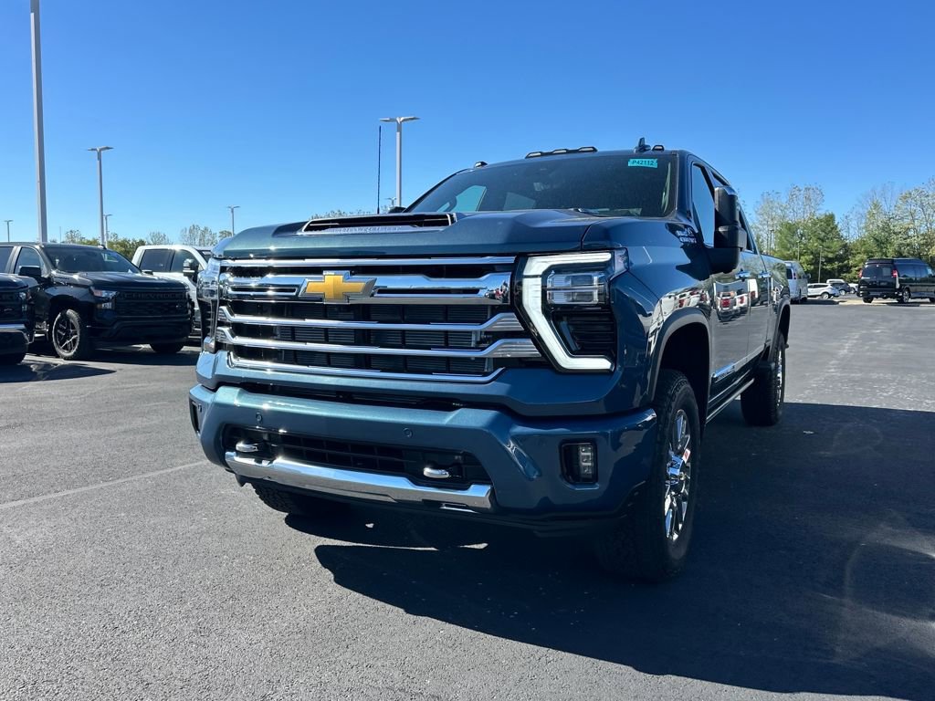 New 2026 Chevrolet Silverado 2500 High Country w/ High Country Premium Package image 3