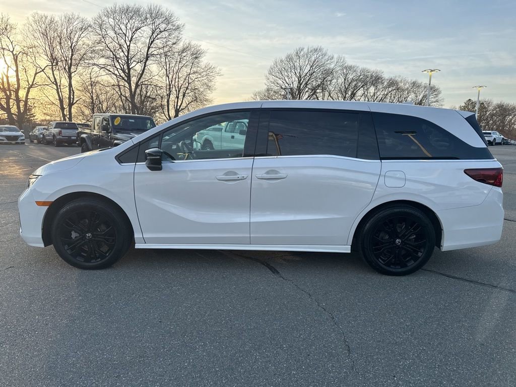 Certified 2025 Honda Odyssey Sport-L image 3