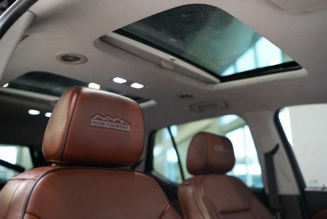 Used 2021 Chevrolet Traverse High Country w/ LPO, Floor Liner Package FWD image 59