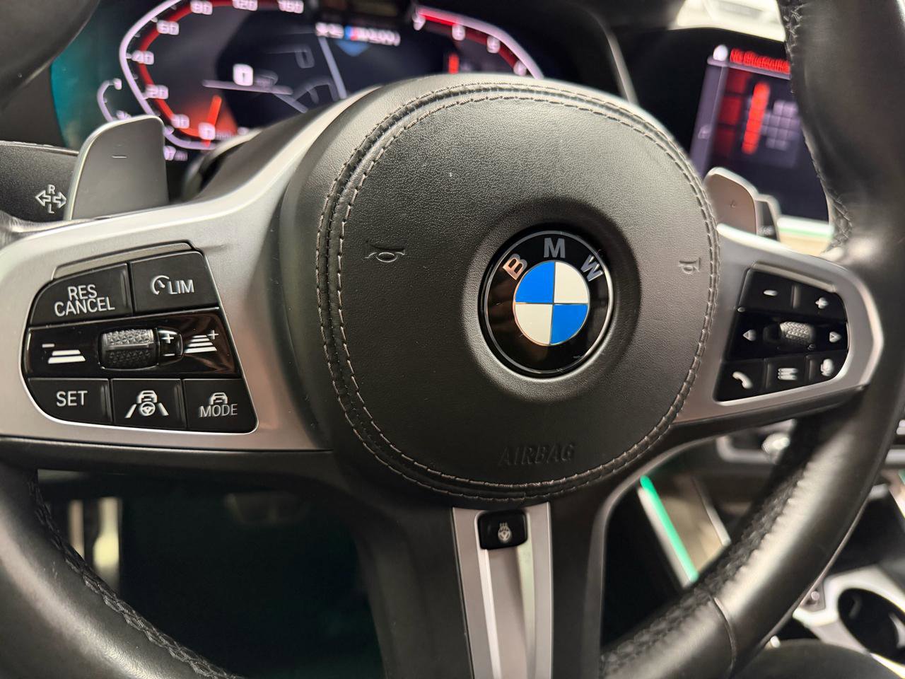 Used 2020 BMW X5 M50i w/ Executive Package image 19