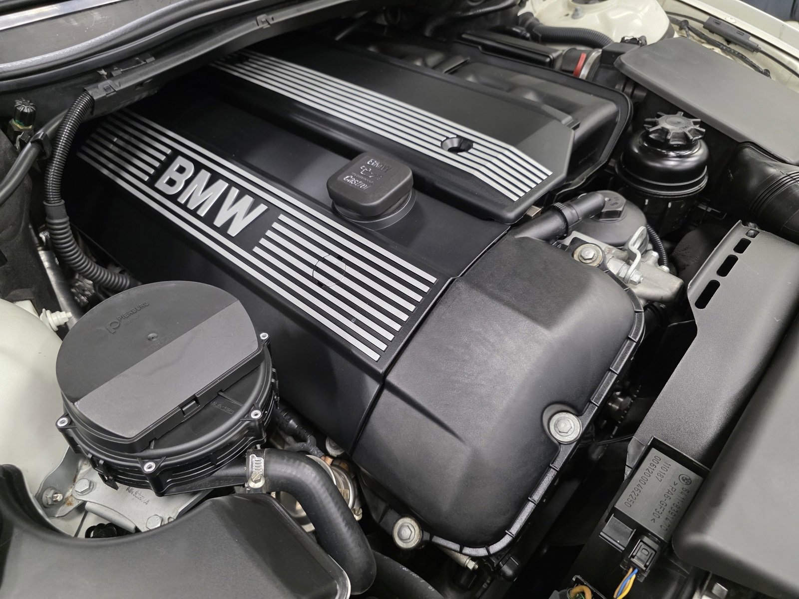 Used 2001 BMW 330Ci Coupe image 38