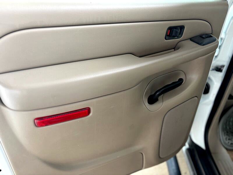 Used 2006 Chevrolet Suburban Z71 w/ Z71 Preferred Equipment Group image 23