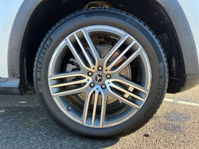 Used 2021 Mercedes-Benz GLS 450 4MATIC image 13