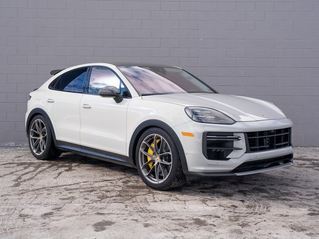 Certified 2024 Porsche Cayenne Turbo GT image 9