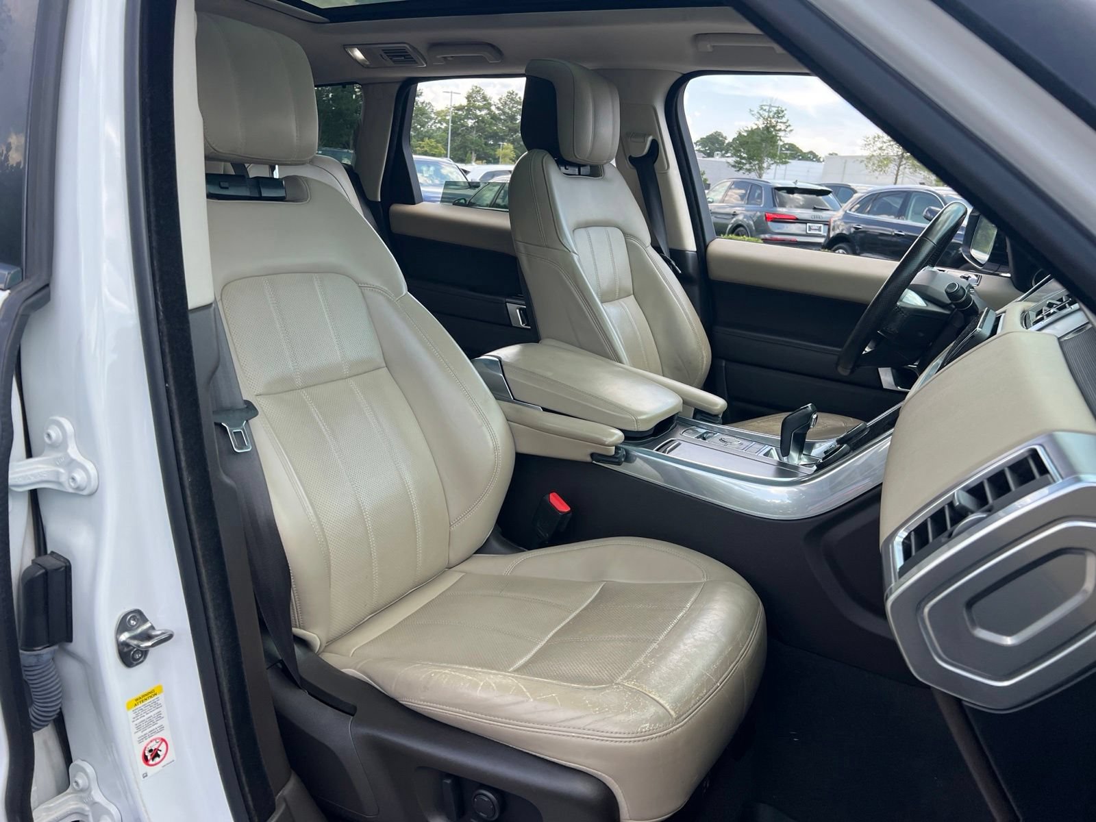 Used 2018 Land Rover Range Rover Sport HSE AWD/4WD image 41