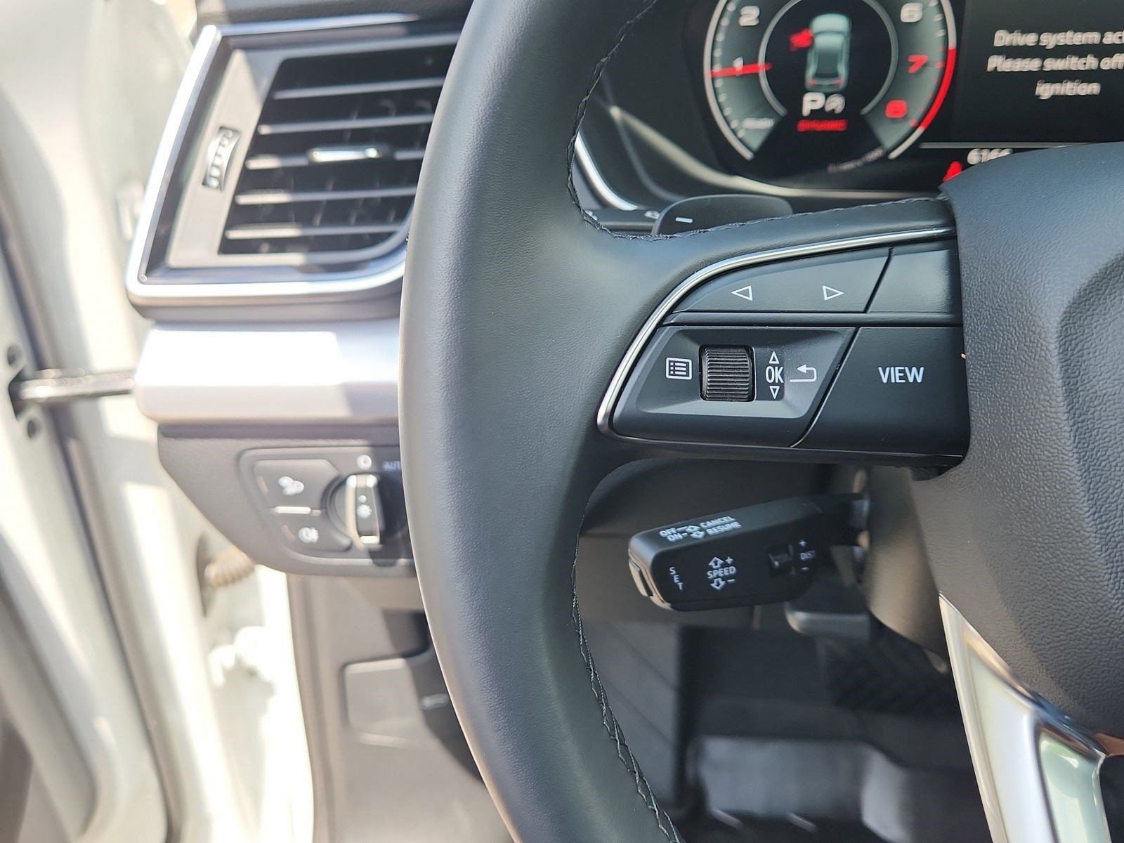 Certified 2025 Audi Q5 2.0T Premium w/ Convenience Plus Package image 24