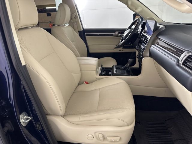 Used 2023 Lexus GX 460 Premium w/ Premium Package AWD/4WD image 18