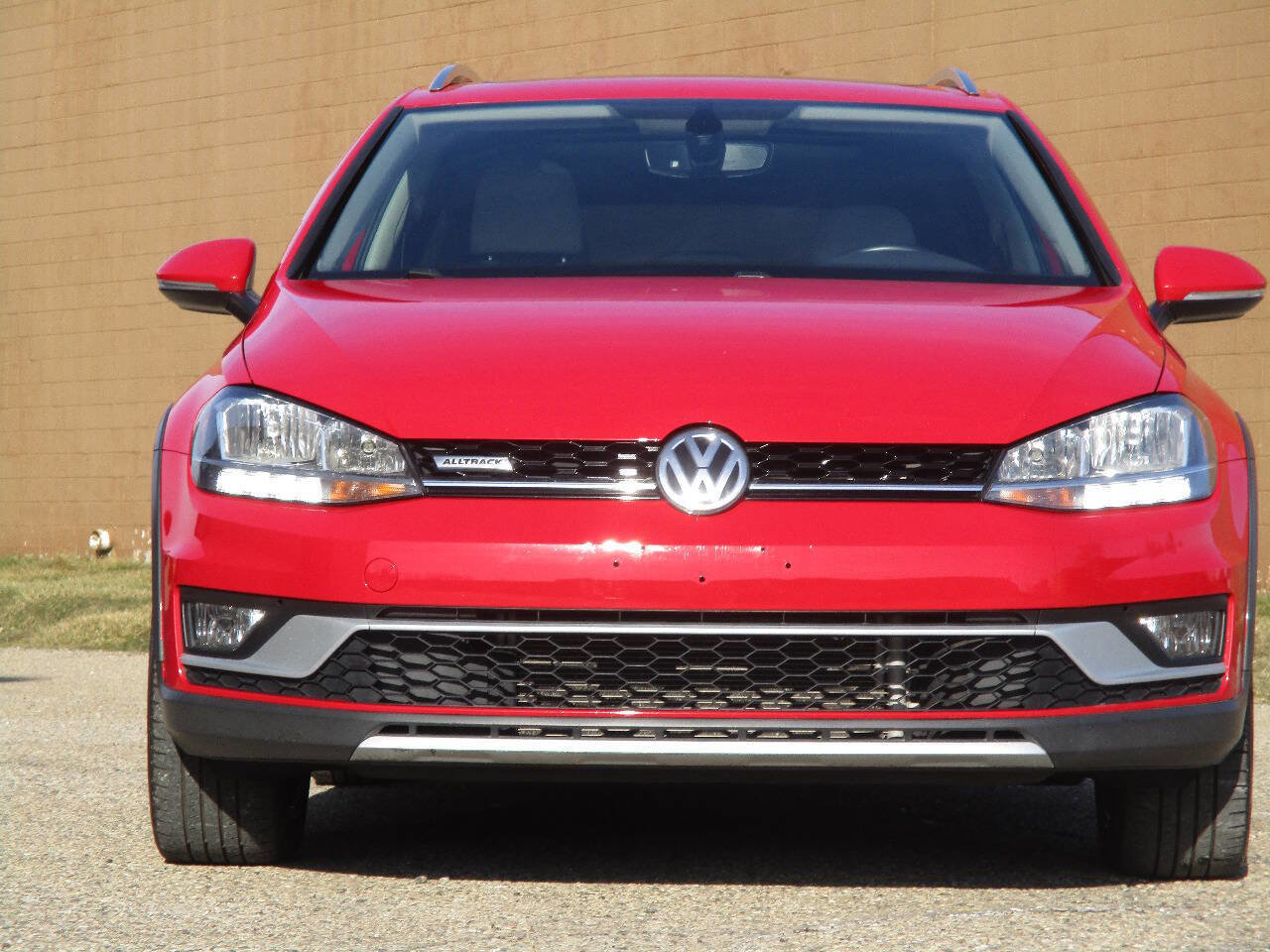 Used 2018 Volkswagen Golf Alltrack SE image 66