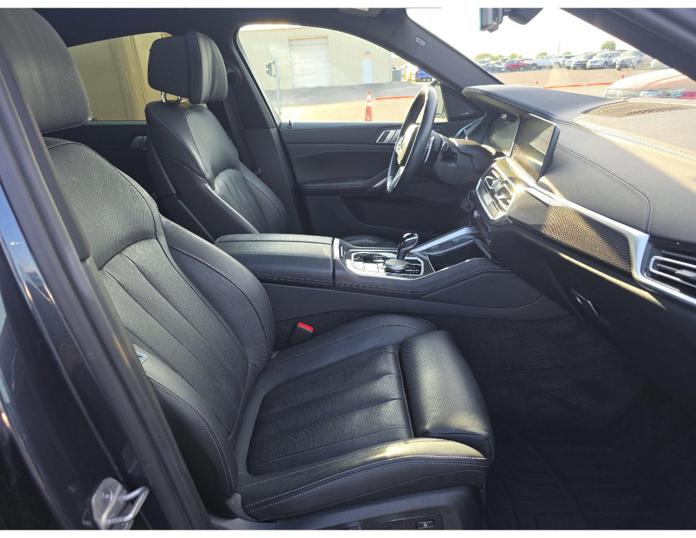 Used 2022 BMW X6 M50i AWD/4WD image 6