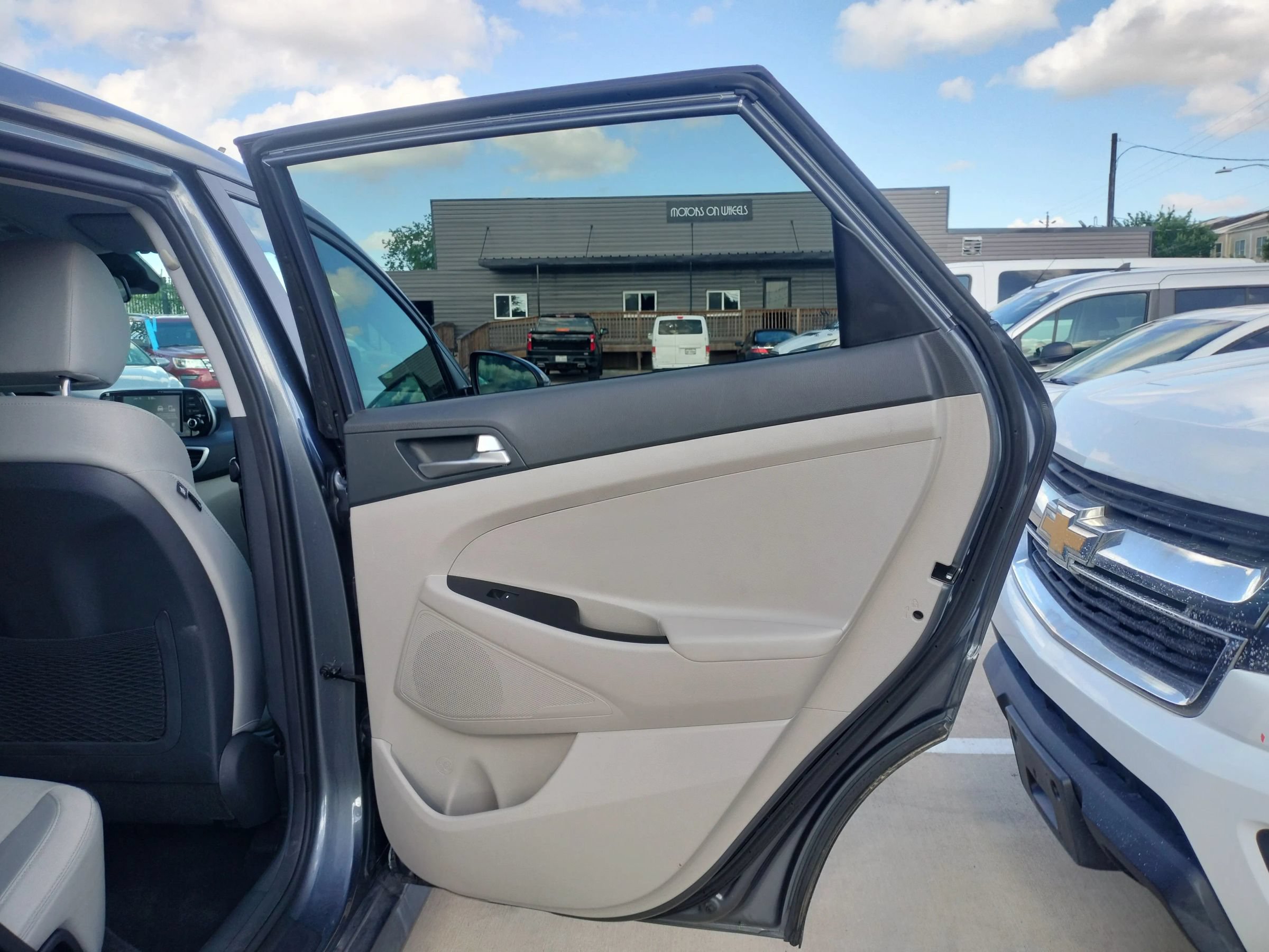 Used 2021 Hyundai Tucson SE FWD image 35