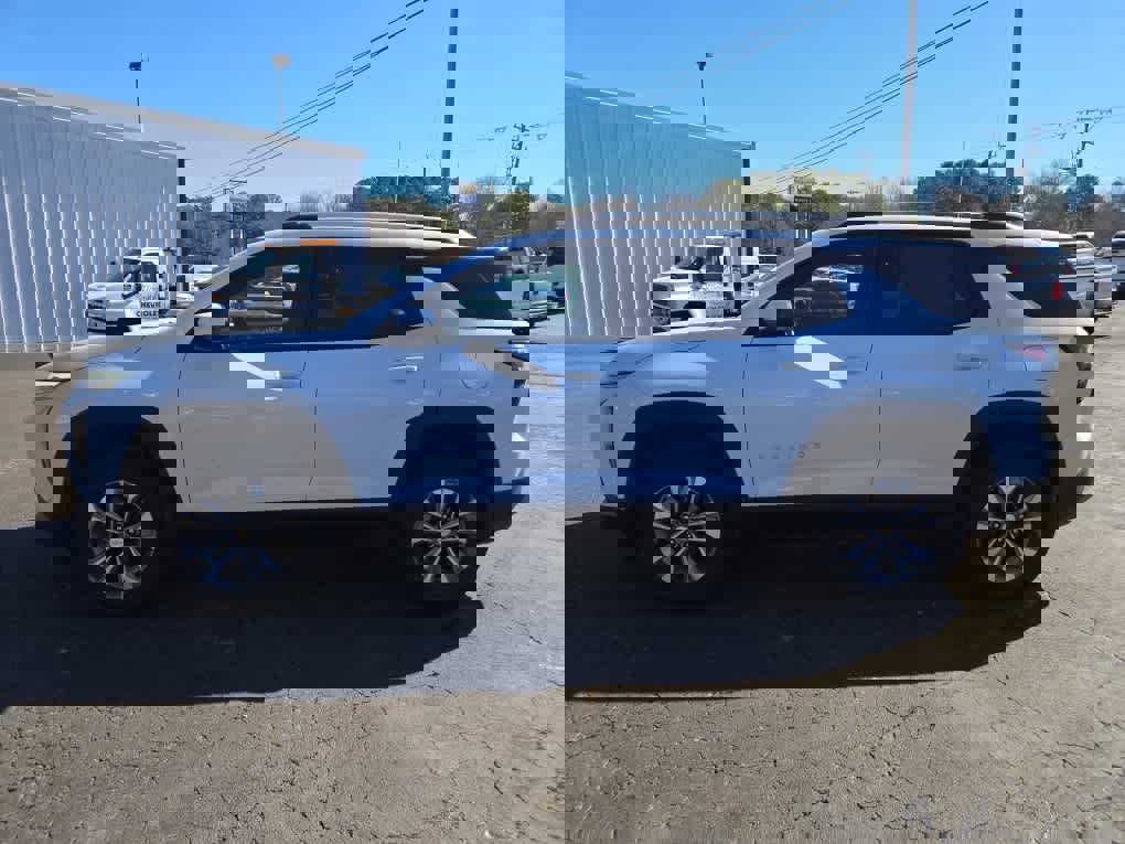 New 2026 Chevrolet Equinox LT w/ Convenience Package II image 4