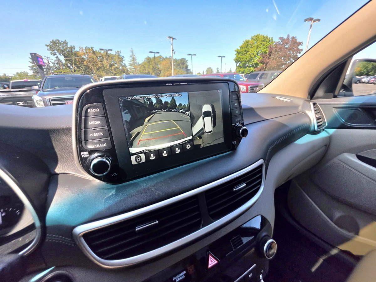 Used 2020 Hyundai Tucson Ultimate w/ Cargo Package AWD/4WD image 13
