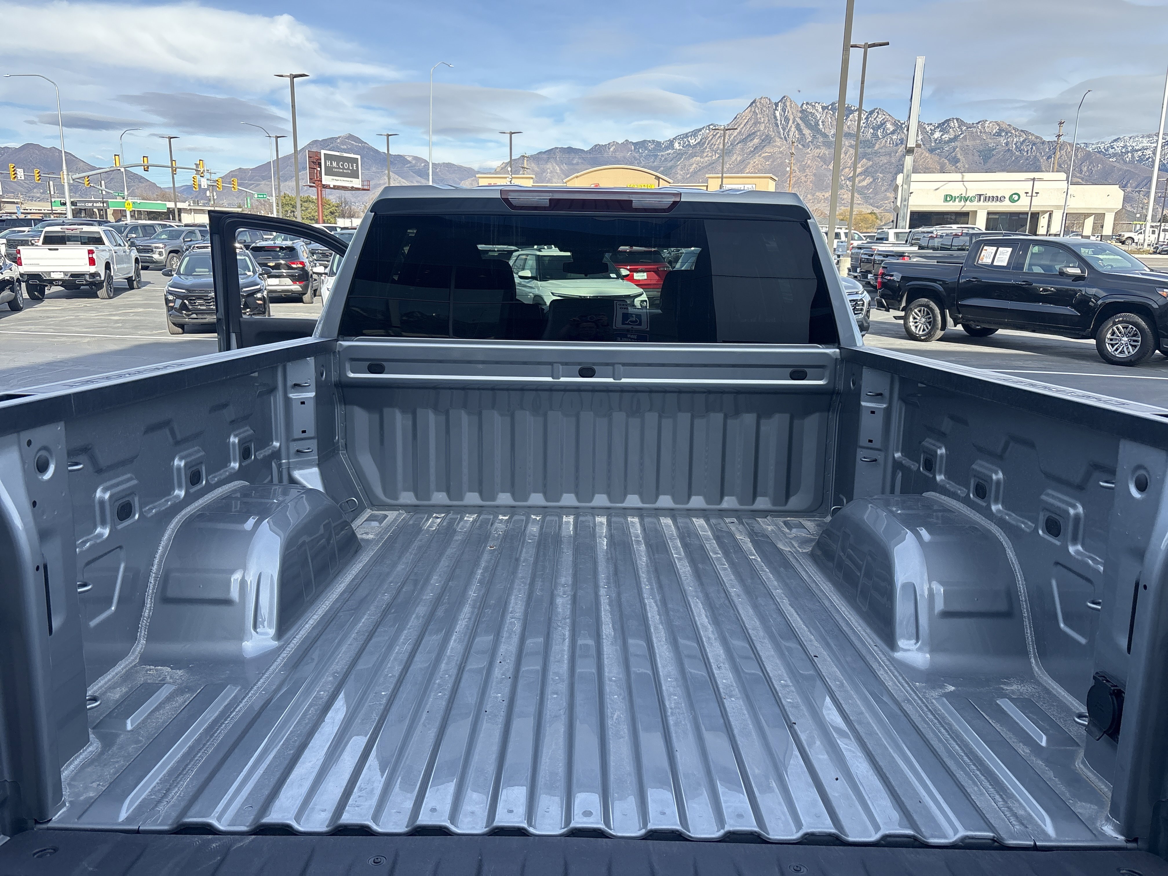 New 2025 Chevrolet Silverado 1500 Custom w/ LPO, Dark Essentials Package image 25