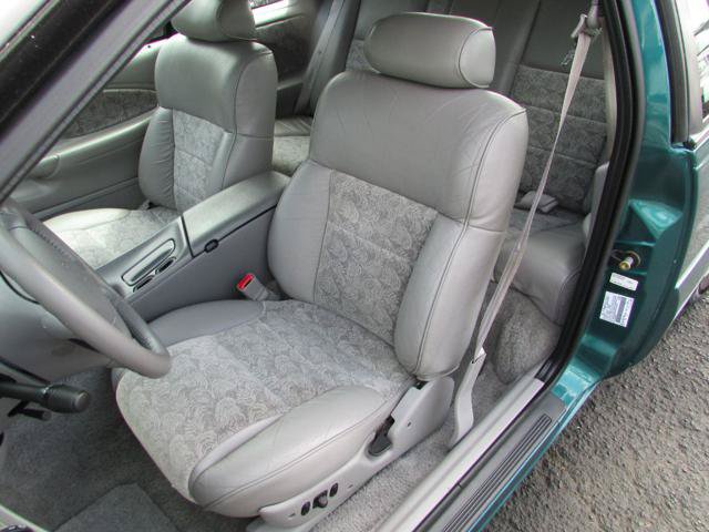 Used 1996 Mercury Cougar XR7 RWD image 8