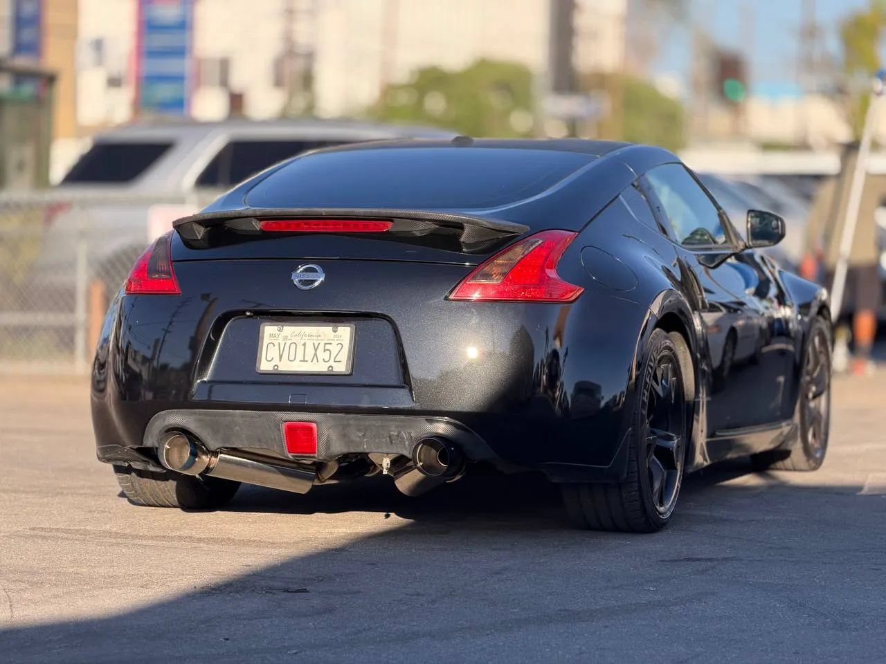 Used 2015 Nissan 370Z Touring RWD image 16