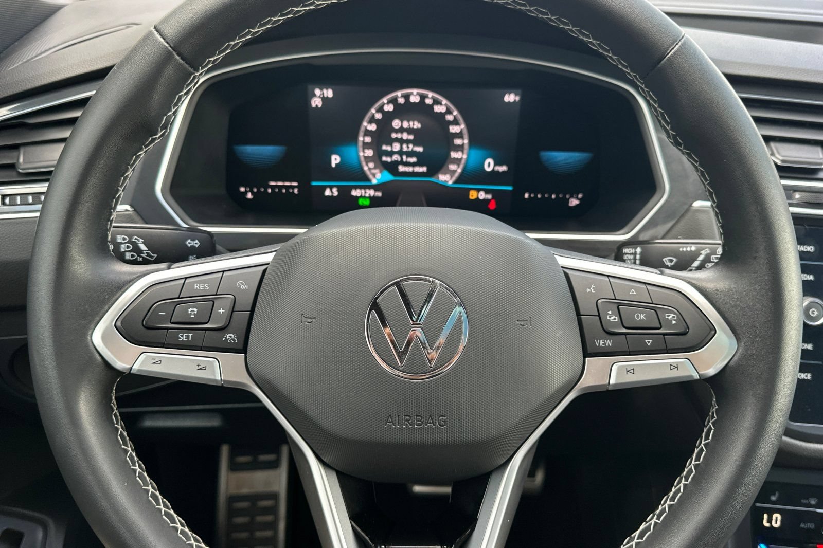 Used 2023 Volkswagen Tiguan SE R-Line FWD image 24