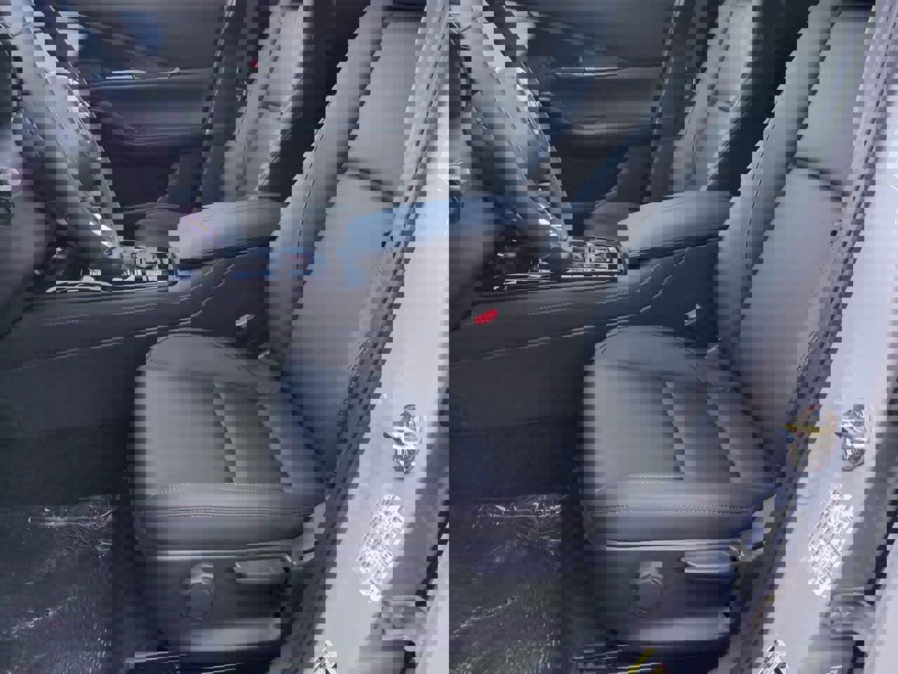 New 2025 MAZDA CX-30 AWD 2.5 S w/ Select Sport Pkg image 14