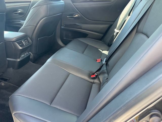 Used 2019 Lexus ES 350 w/ Premium Package FWD image 5