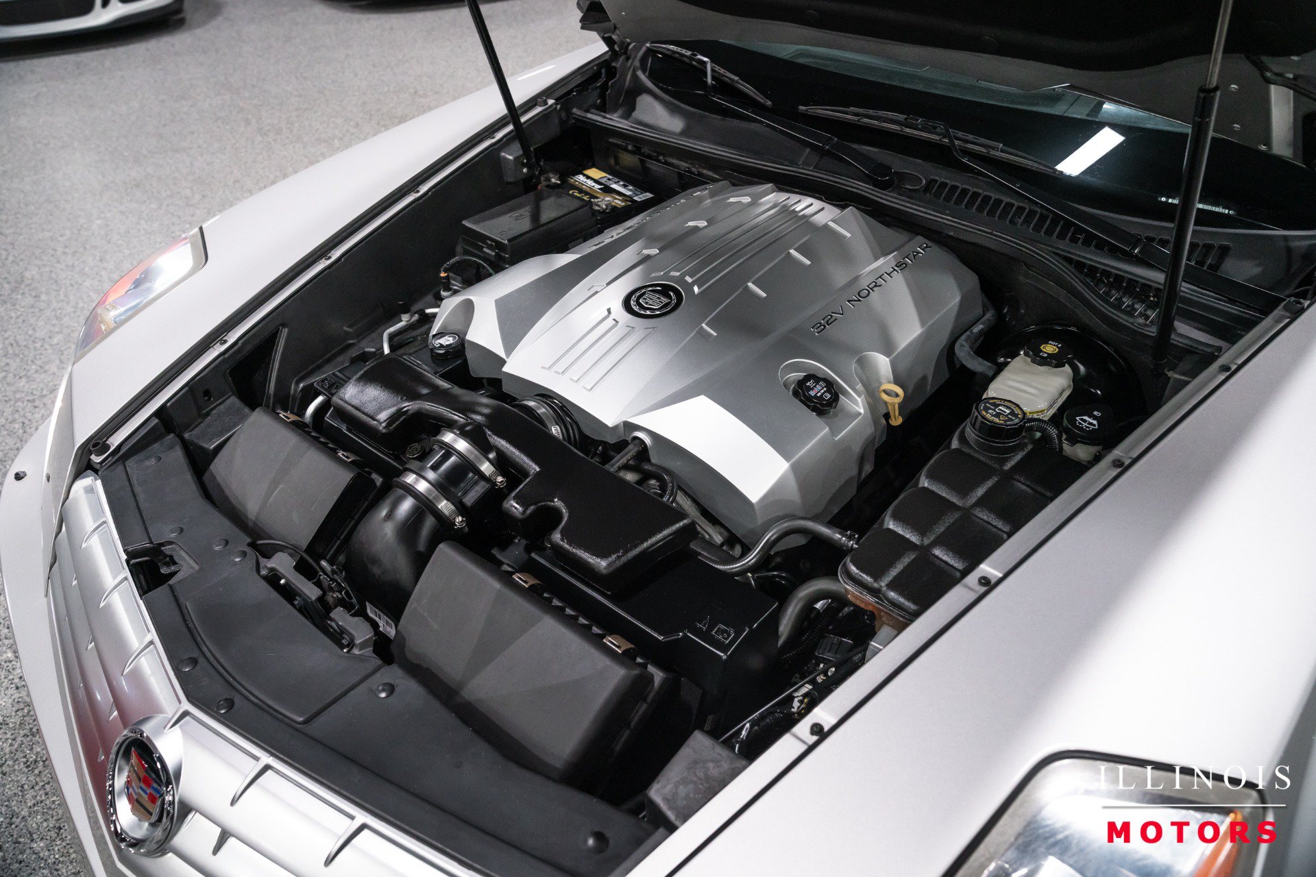 Used 2004 Cadillac XLR RWD image 29