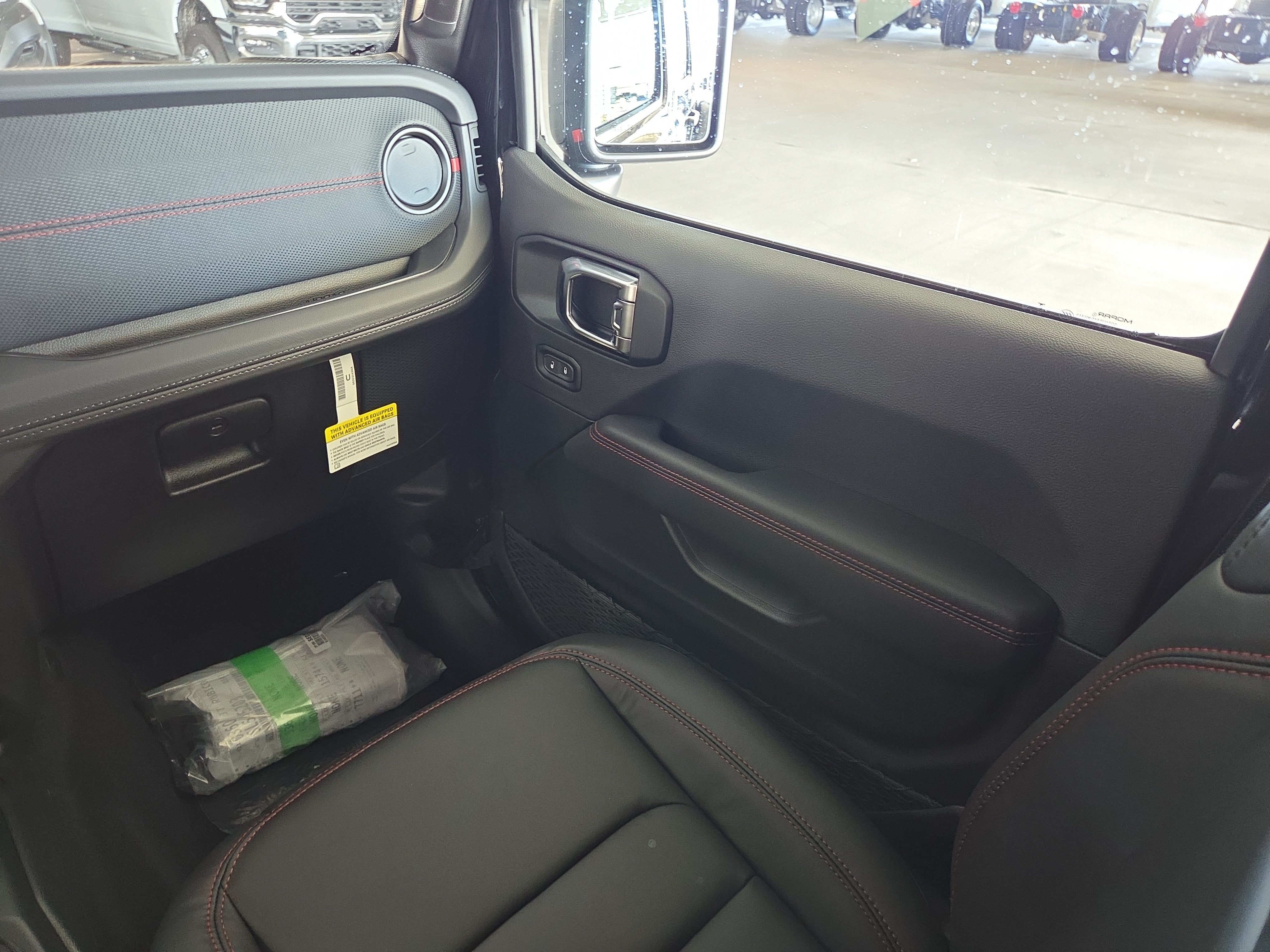 New 2025 Jeep Gladiator Rubicon AWD/4WD image 19
