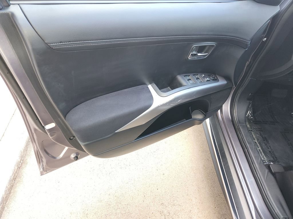 Used 2010 Mitsubishi Outlander XLS image 27