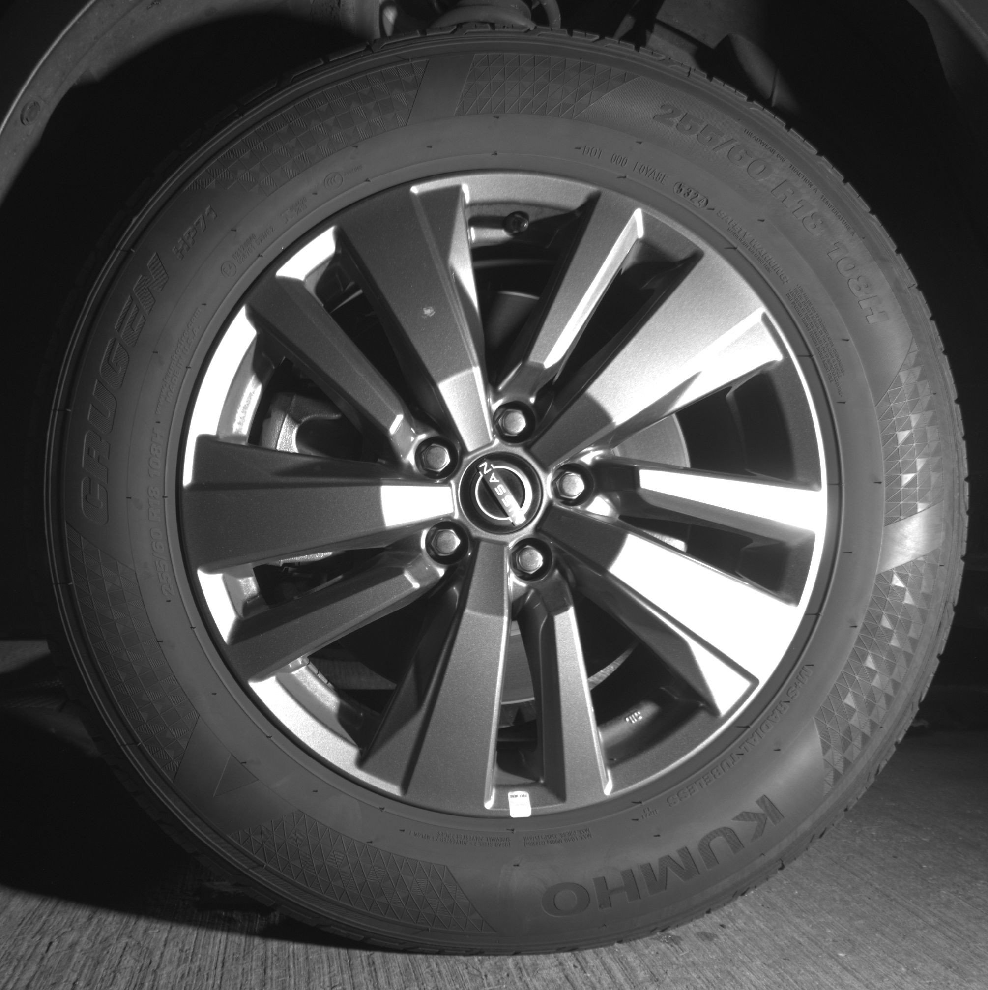 Used 2025 Nissan Pathfinder SV image 12