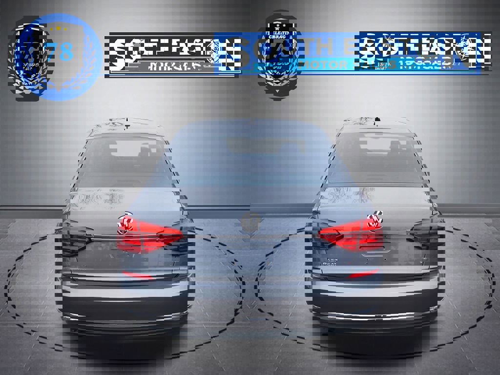 Used 2016 Volkswagen Passat 1.8T S image 4