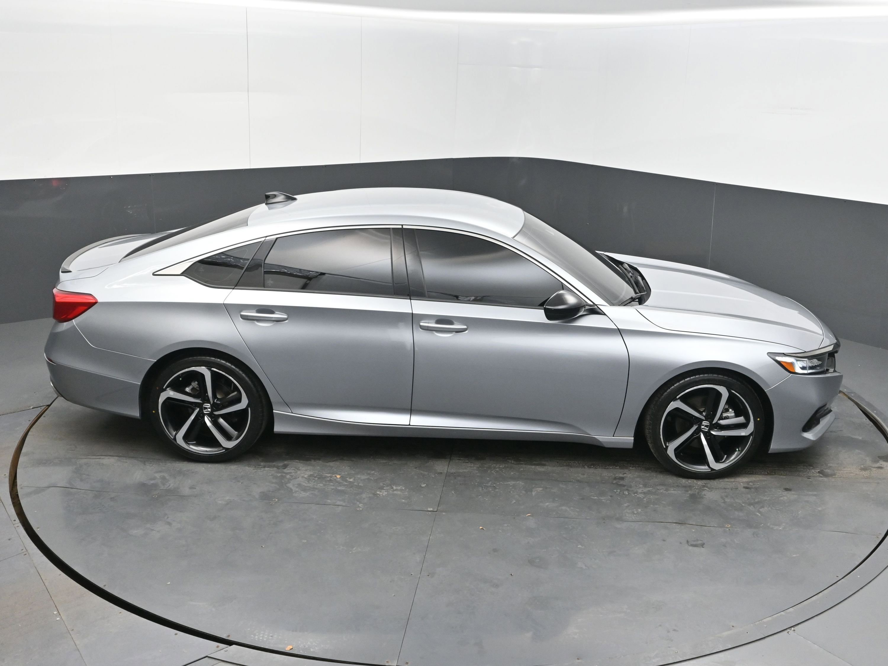 Used 2022 Honda Accord Sport image 36