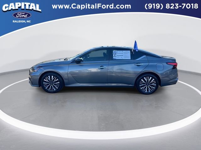 Used 2024 Nissan Altima 2.5 SV image 5