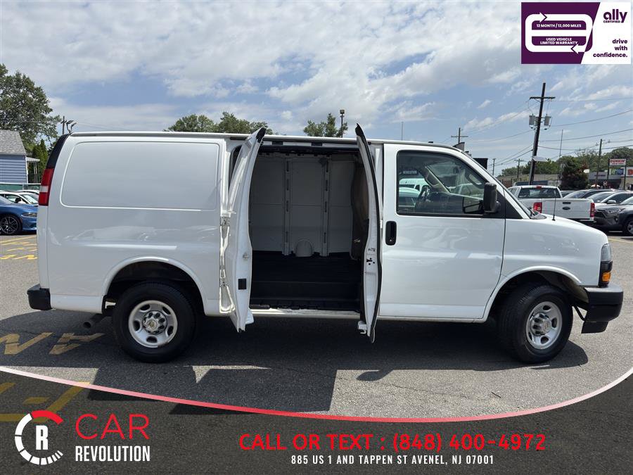 Used 2021 Chevrolet Express 2500 w/ Driver Convenience Package RWD image 9