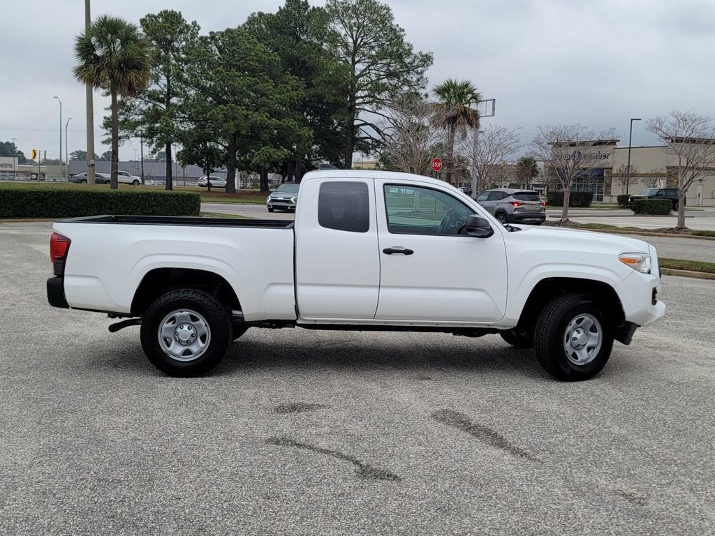 Used 2020 Toyota Tacoma SR image 27