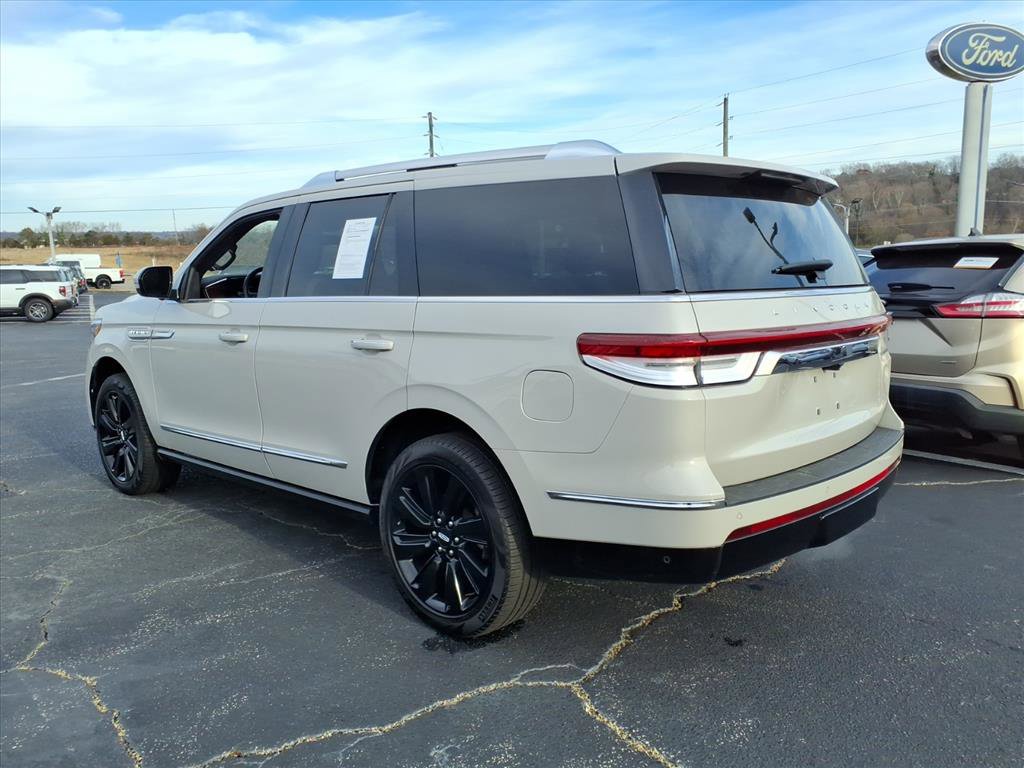 Used 2024 Lincoln Navigator Reserve image 26