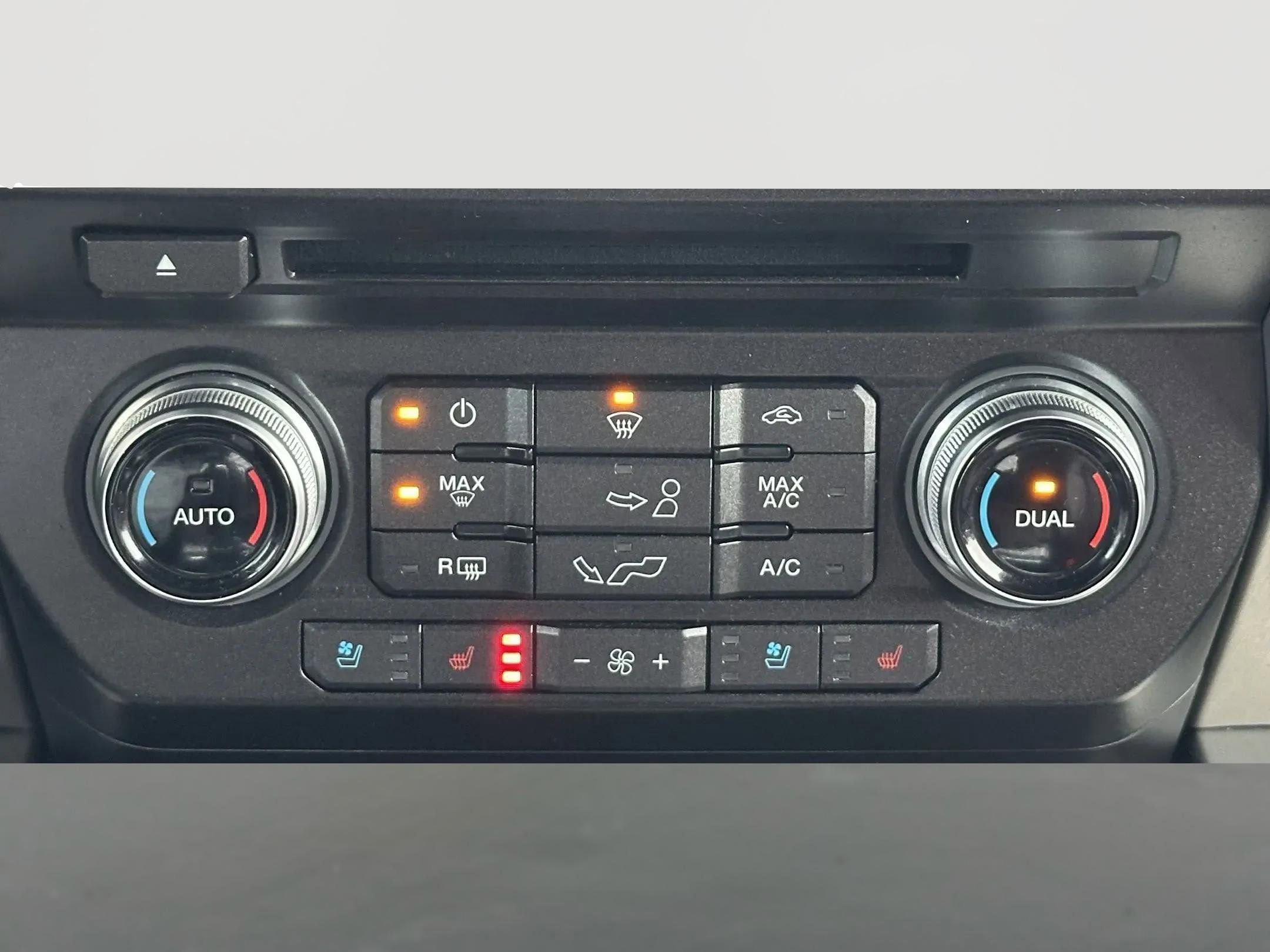 Used 2018 Ford F150 Platinum w/ Technology Package image 22