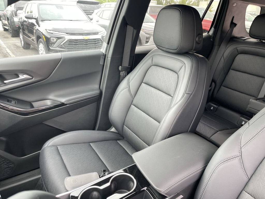 New 2027 Chevrolet Equinox LT w/ Convenience Package II AWD/4WD image 25