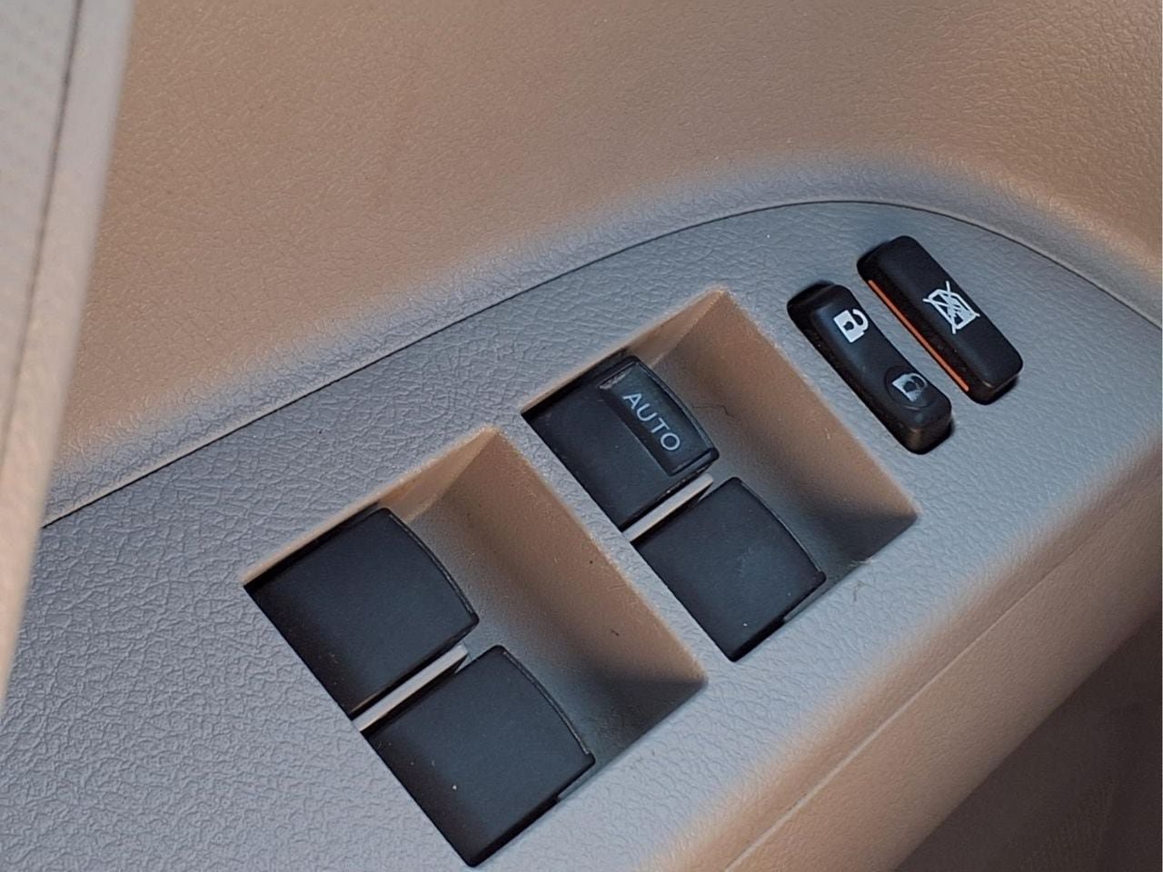 Used 2008 Toyota Highlander 2WD image 25