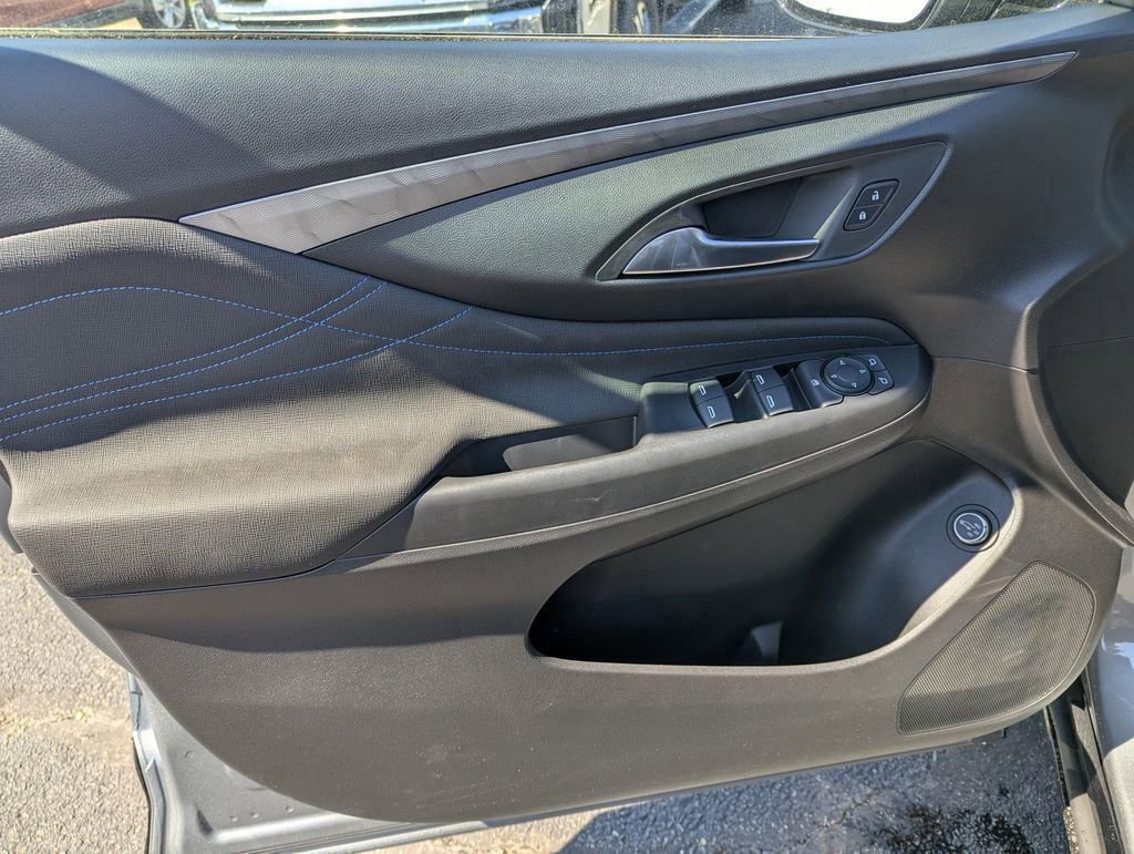 New 2026 Buick Envista Sport Touring image 14