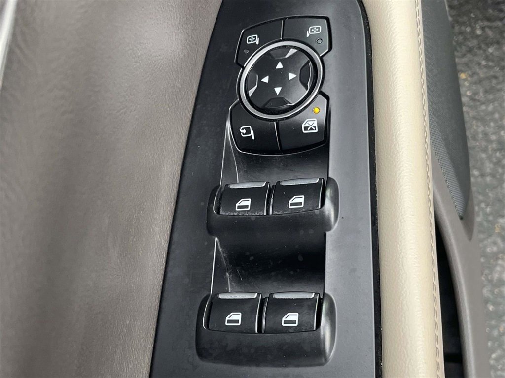 Certified 2023 Lincoln Nautilus Reserve w/ Equipment Group 201A image 16