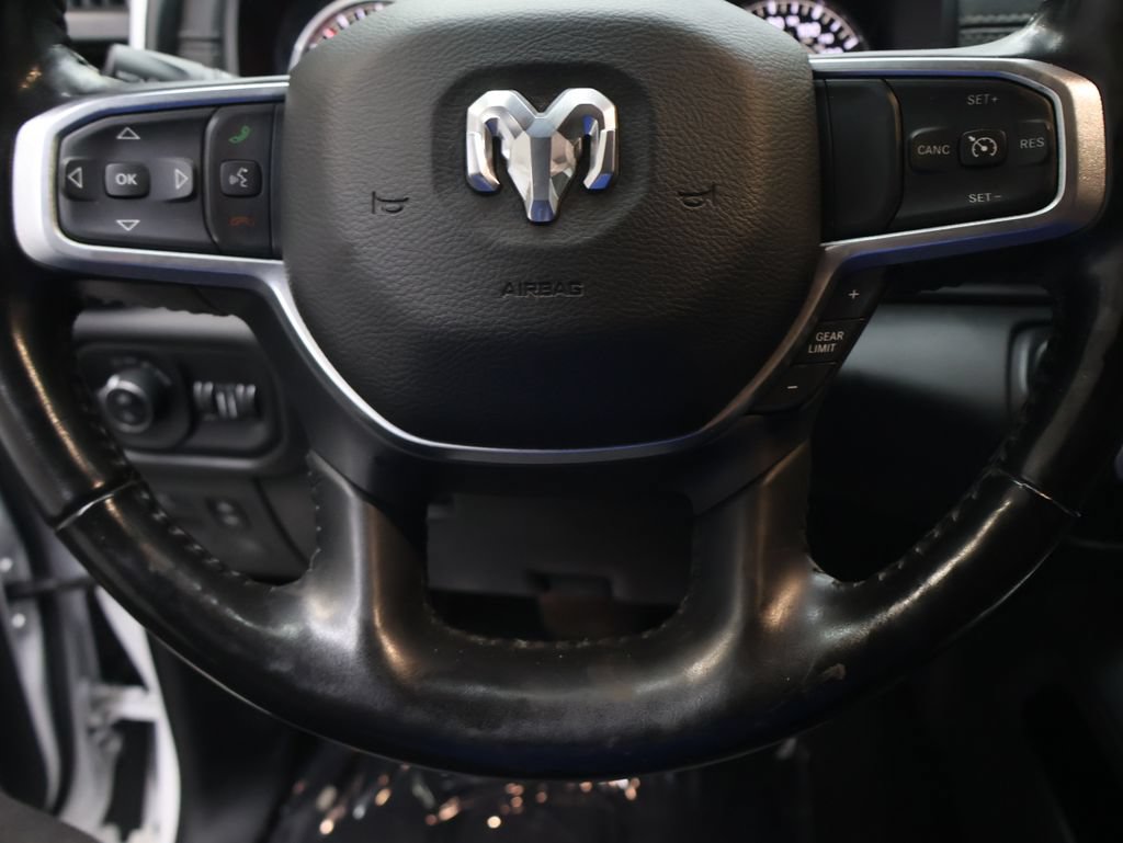 Used 2020 RAM 1500 Laramie w/ Sport Appearance Package AWD/4WD image 18